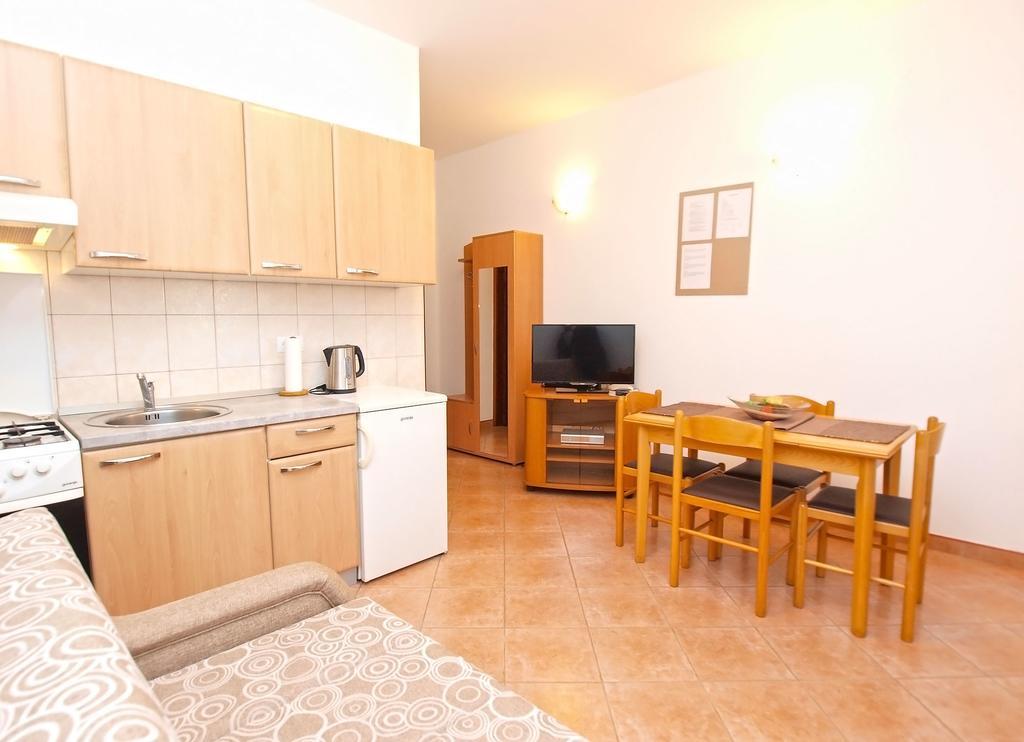 Apartment Claudio 1136 Galizana Экстерьер фото