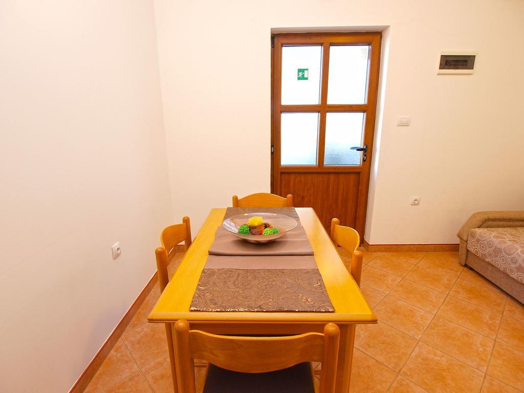 Apartment Claudio 1136 Galizana Экстерьер фото